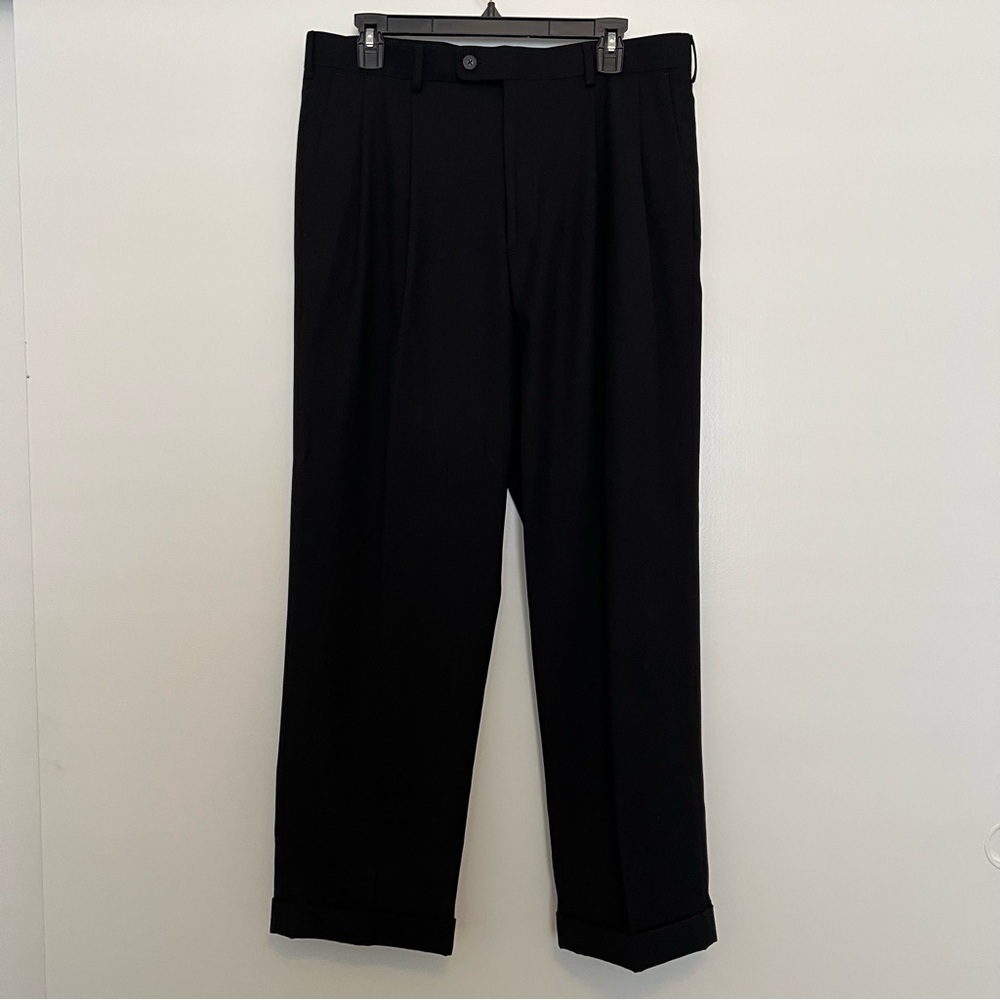 Men’s black dress pants